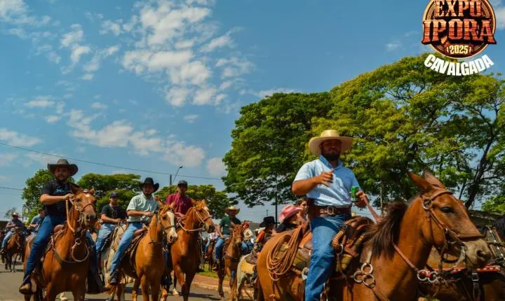 Cavalgada abre o clima de festa para a Expo Iporã 2025