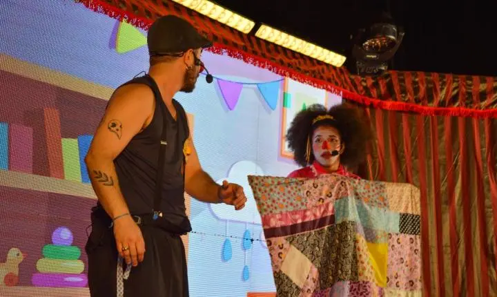 Circo Teatro emociona crianças e leva mensagem de proteção contra o abuso infantil em Iporã
