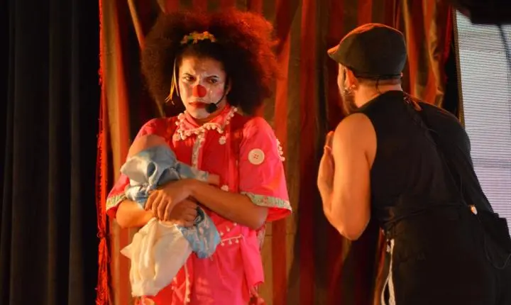 Circo Teatro emociona crianças e leva mensagem de proteção contra o abuso infantil em Iporã