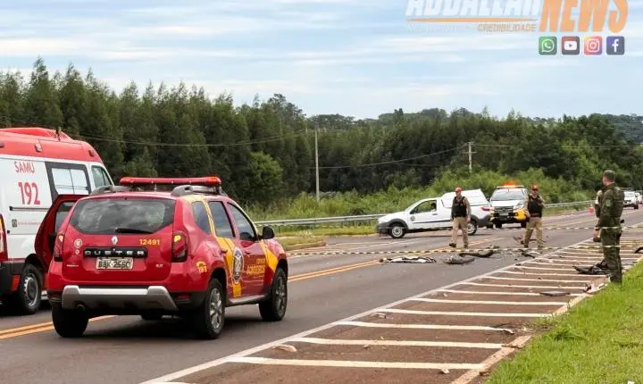 Colisão entre veículos deixa uma vítima morta e outra gravemente ferida na PR-272 em Iporã