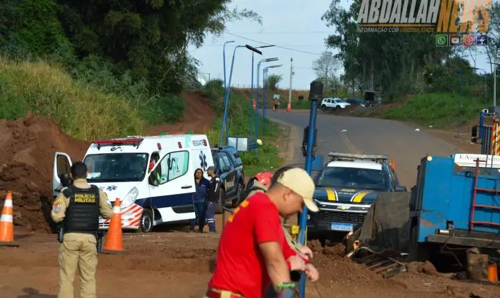 Corsa passa direto por acesso à balsa, cai no Rio Piquiri e jovem de 23 anos morre