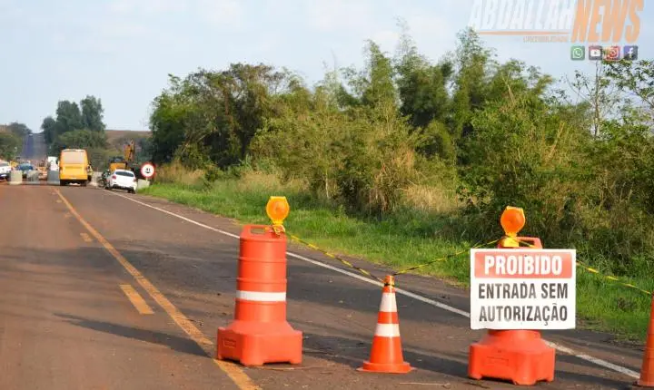 Corsa passa direto por acesso à balsa, cai no Rio Piquiri e jovem de 23 anos morre