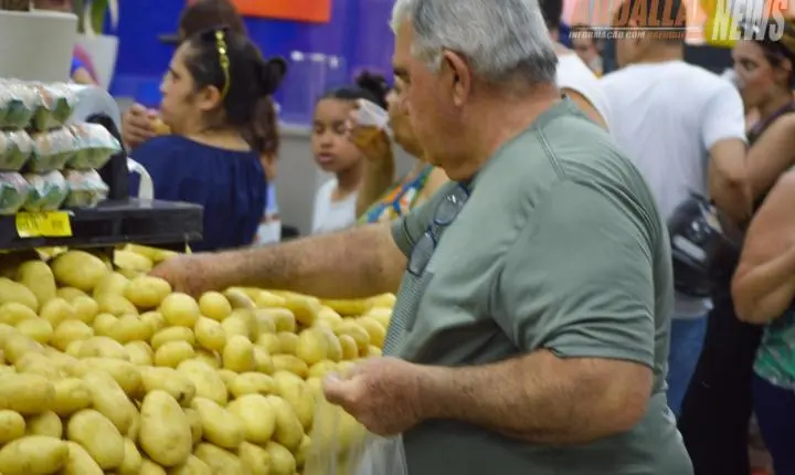Depois das cinzas, um novo começo: Mercado Santa Inês reabre as portas cercado de emoção e carinho da comunidade iporaense