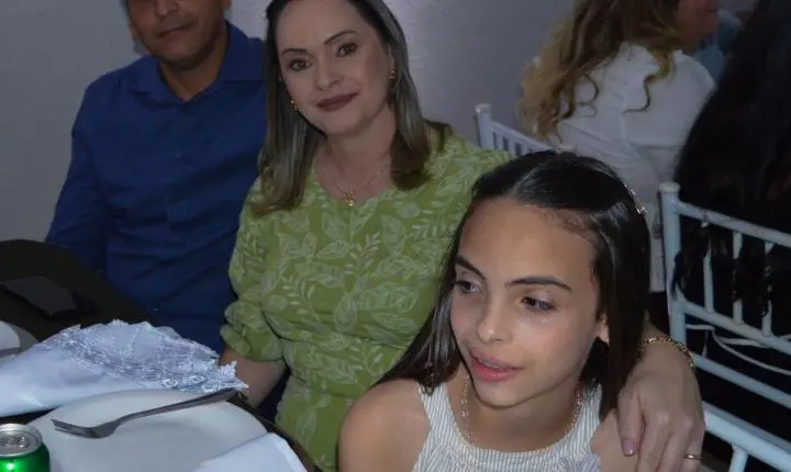 Empreendedores de Iporã são homenageados no evento “Destaque do Ano 2024” da Associação Comercial