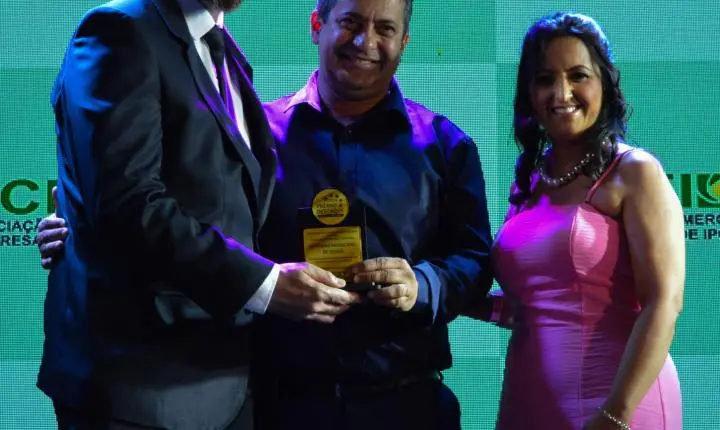 Empreendedores de Iporã são homenageados no evento “Destaque do Ano 2024” da Associação Comercial