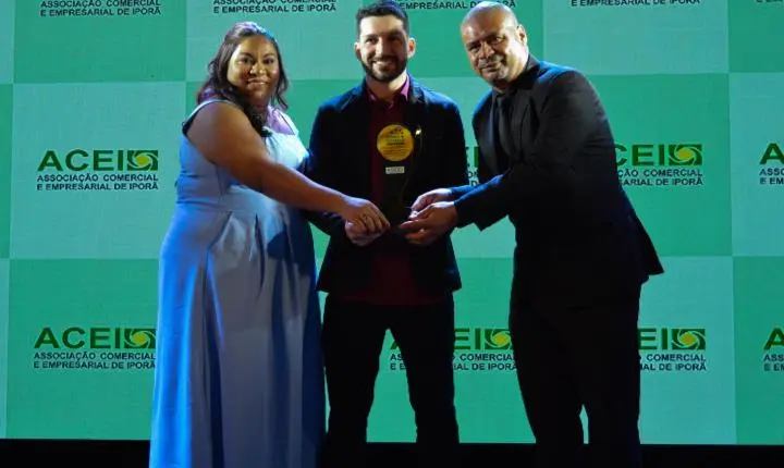 Empreendedores de Iporã são homenageados no evento “Destaque do Ano 2024” da Associação Comercial