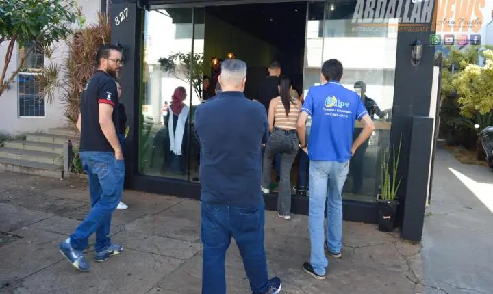 Empresário transforma tragédia em recomeço e inaugura novo empório