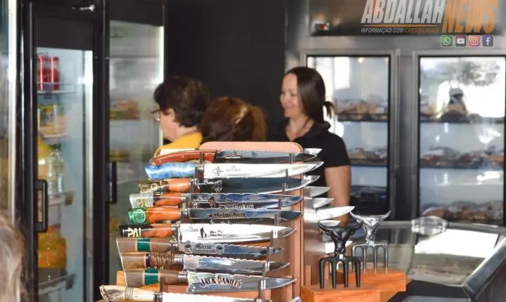 Empresário transforma tragédia em recomeço e inaugura novo empório