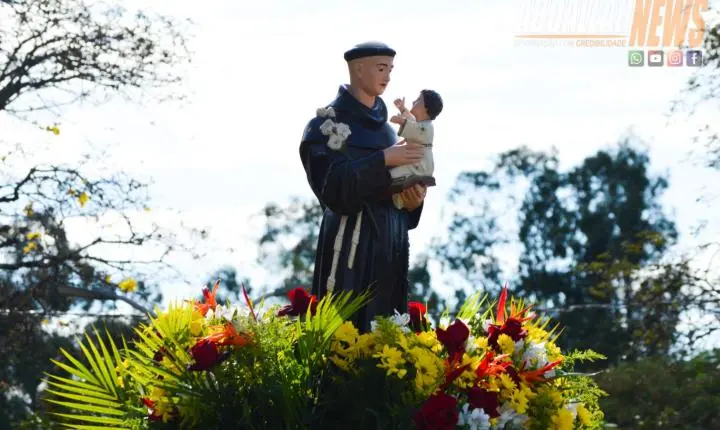 Fé e tradição marcam Missa do Produtor Rural com bênção de máquinas e carreata pelas ruas da cidade