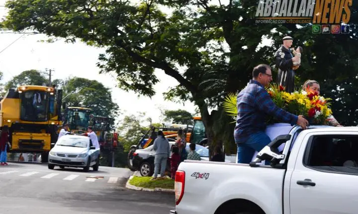 Fé e tradição marcam Missa do Produtor Rural com bênção de máquinas e carreata pelas ruas da cidade