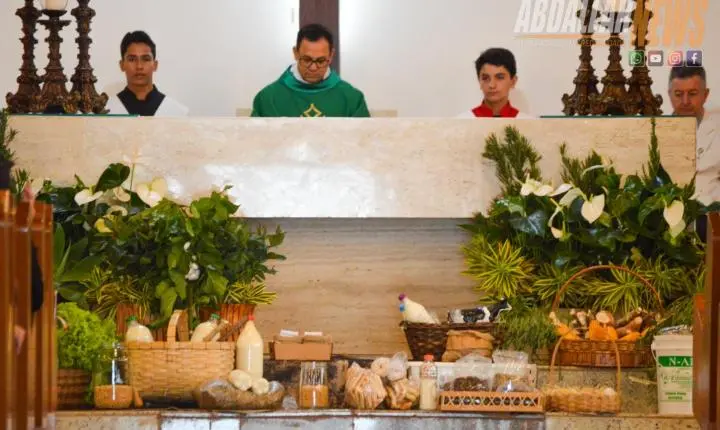 Fé e tradição marcam Missa do Produtor Rural com bênção de máquinas e carreata pelas ruas da cidade