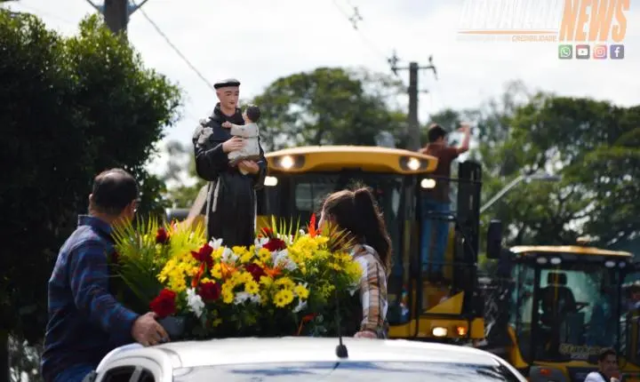 Fé e tradição marcam Missa do Produtor Rural com bênção de máquinas e carreata pelas ruas da cidade