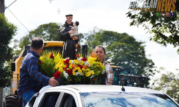 Fé e tradição marcam Missa do Produtor Rural com bênção de máquinas e carreata pelas ruas da cidade
