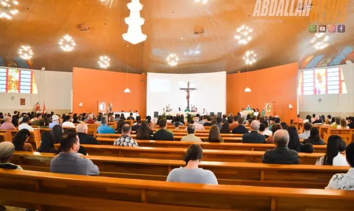 Fé e tradição marcam Missa do Produtor Rural com bênção de máquinas e carreata pelas ruas da cidade