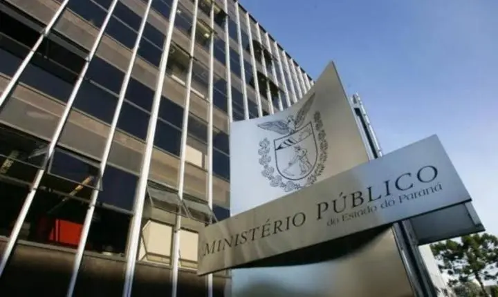 Gaeco de Umuarama cumpre mandados de busca e de afastamento das funções na Operação Clientela, que apura possíveis crimes cometidos por dois policiais penais