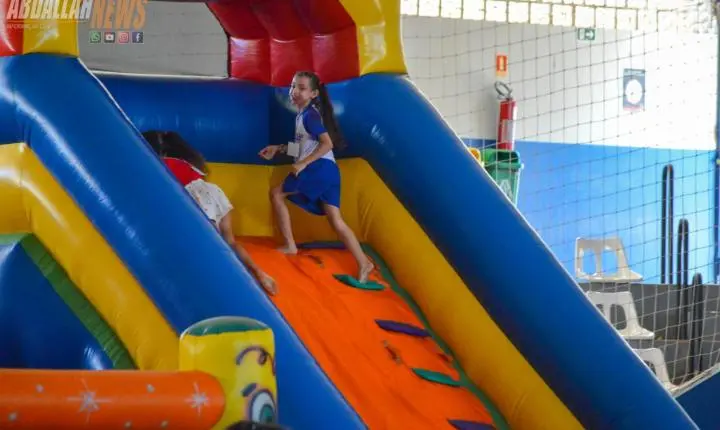 Ginásio de Esportes de Iporã se transforma novamente em um parque de diversão para celebrar o Dia das Crianças
