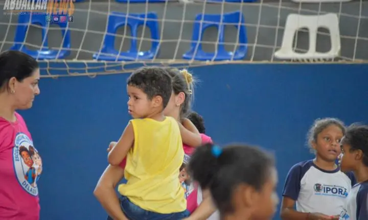 Ginásio de Esportes de Iporã se transforma novamente em um parque de diversão para celebrar o Dia das Crianças