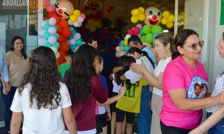 Ginásio de Esportes de Iporã se transforma novamente em um parque de diversão para celebrar o Dia das Crianças