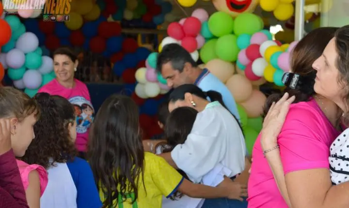 Ginásio de Esportes de Iporã se transforma novamente em um parque de diversão para celebrar o Dia das Crianças