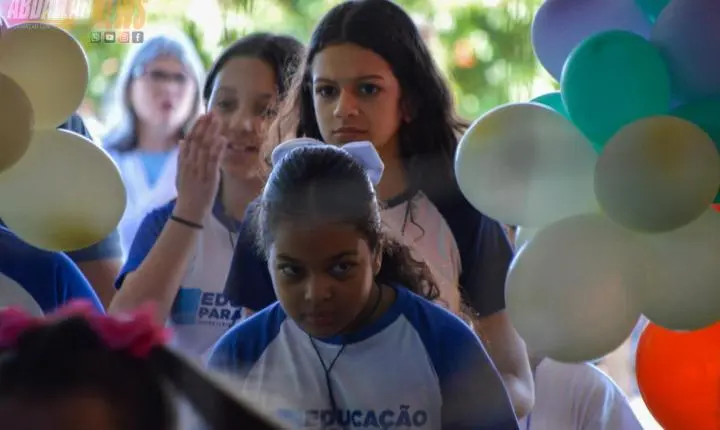 Ginásio de Esportes de Iporã se transforma novamente em um parque de diversão para celebrar o Dia das Crianças