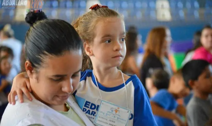 Ginásio de Esportes de Iporã se transforma novamente em um parque de diversão para celebrar o Dia das Crianças