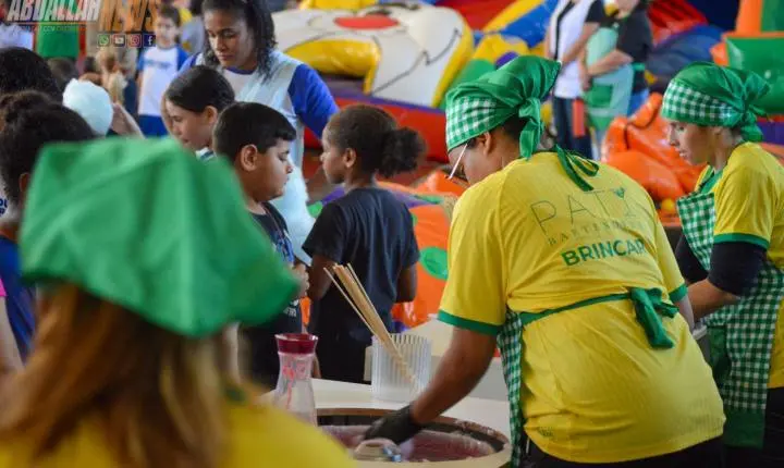 Ginásio de Esportes de Iporã se transforma novamente em um parque de diversão para celebrar o Dia das Crianças