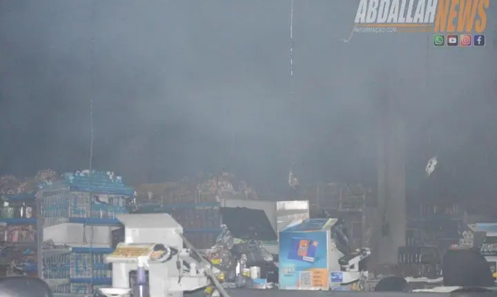 Incêndio destrói Mercado Santa Inês e deixa Iporã em clima de muita tristeza