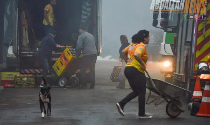 Incêndio destrói Mercado Santa Inês e deixa Iporã em clima de muita tristeza
