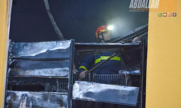 Incêndio destrói Mercado Santa Inês e deixa Iporã em clima de muita tristeza