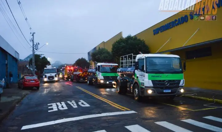 Incêndio destrói Mercado Santa Inês e deixa Iporã em clima de muita tristeza