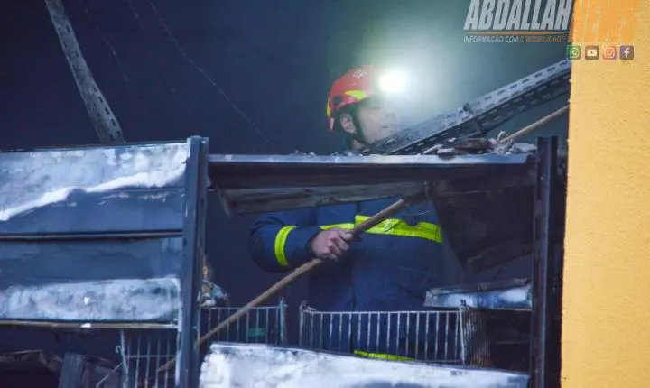 Incêndio destrói Mercado Santa Inês e deixa Iporã em clima de muita tristeza