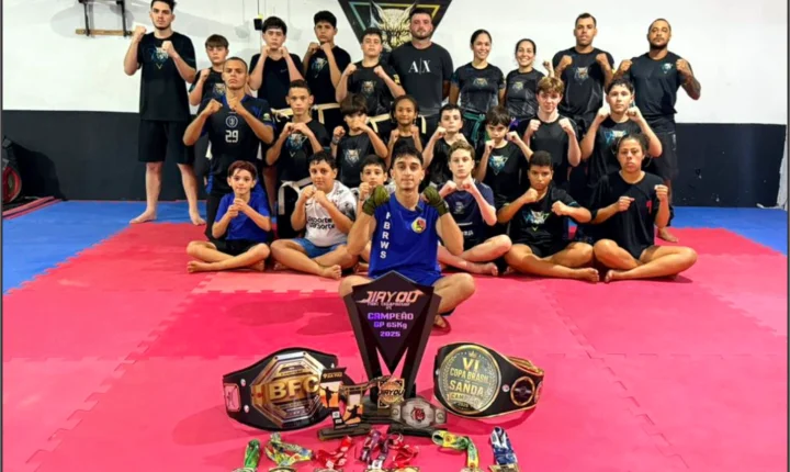 Jovem atleta de Iporã embarca para Brasília em busca de mais um cinturão no UFK Union Fight Kombat