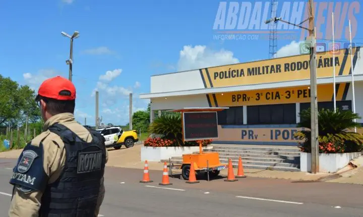 Mais de 100 kg de drogas e armas de grosso calibre são apreendidos durante ação policial na rodovia de Iporã