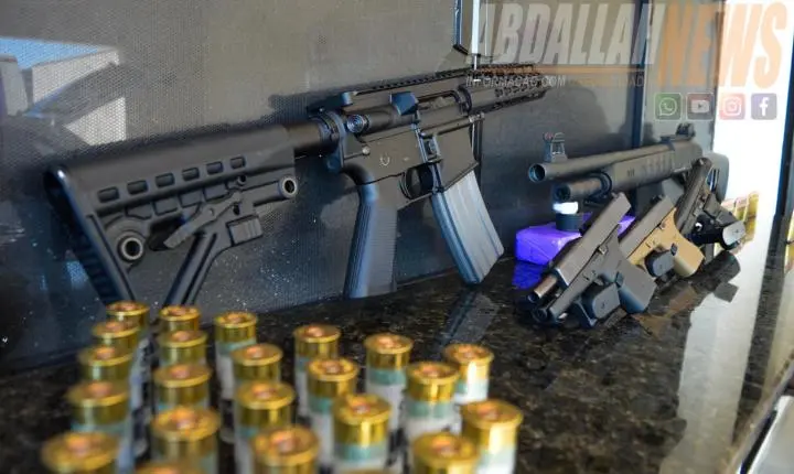 Mais de 100 kg de drogas e armas de grosso calibre são apreendidos durante ação policial na rodovia de Iporã