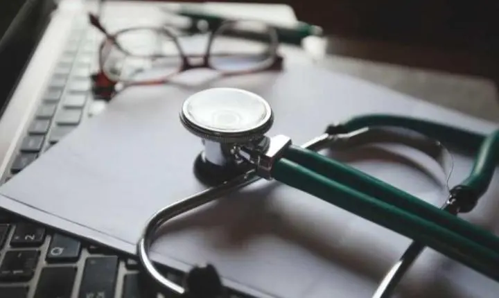 Médico é alvo de ofensas durante atendimento no Hospital Municipal de Iporã