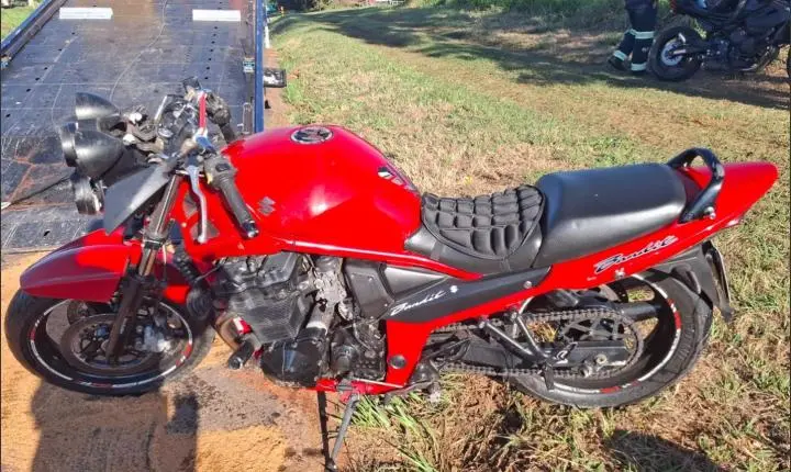Motociclista e passageira ficam feridos após queda na PR-323 e são socorridos pela EPR