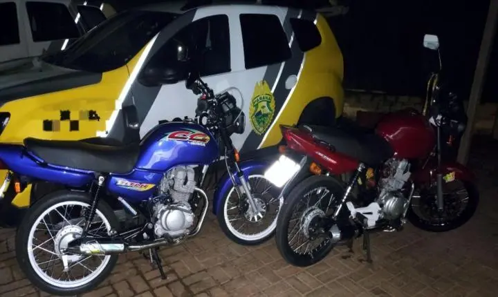 Motociclistas são abordados após manobras perigosas e têm veículos apreendidos