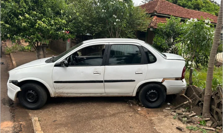 Motorista é preso por embriaguez ao volante após colisão frontal no Centro de Alto Piquiri