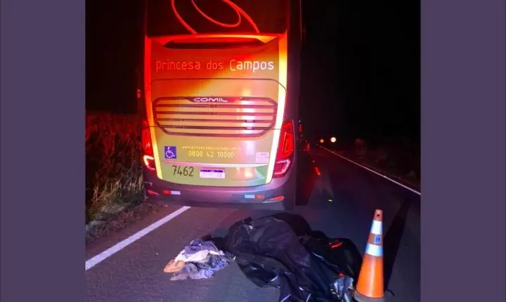 Ônibus atropela pedestre na PR-484 e homem morre no local