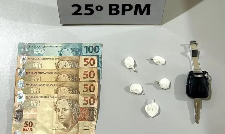 Operação Cascata apreende droga e motocicleta com sinais adulterados em Perobal