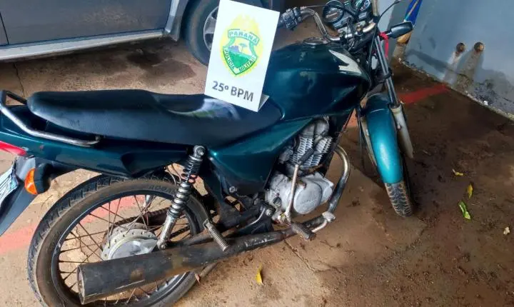 Operação Cascata apreende droga e motocicleta com sinais adulterados em Perobal