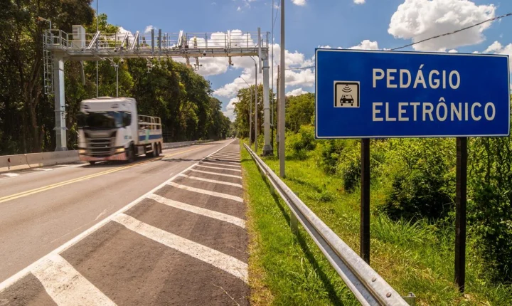 Pedágio eletrônico começa a ser cobrado em quatro novas praças no Noroeste do Paraná