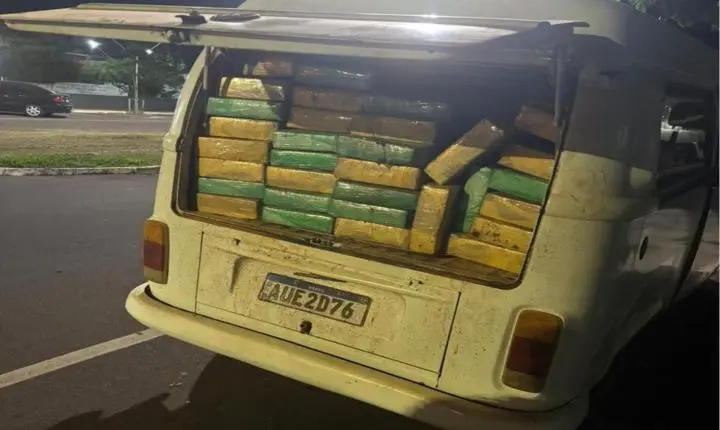 Polícia Civil apreende 560 quilos de maconha e veículo adulterado em Altônia