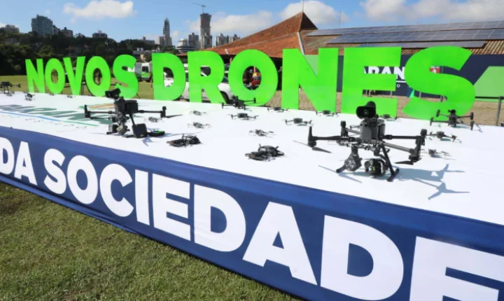 Ratinho Junior entrega 243 drones para monitoramento aéreo das forças de segurança do Paraná