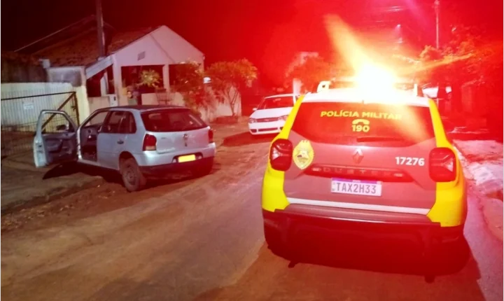 Veículo furtado é recuperado durante operação policial em Perobal