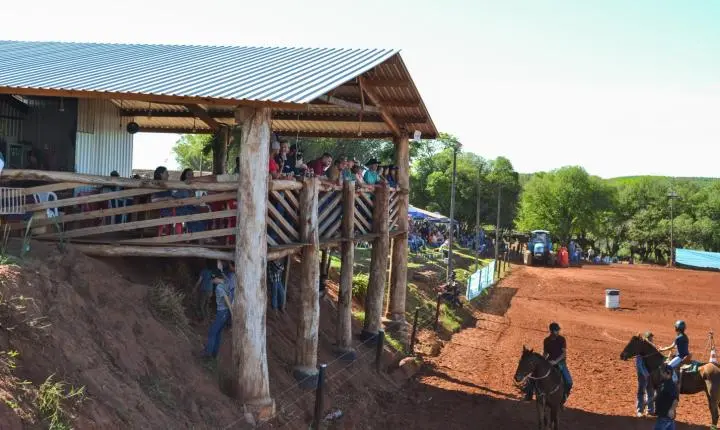 Velocidade, emoção e tradição marcam inauguração do novo espaço do CT Paulinho Cabral